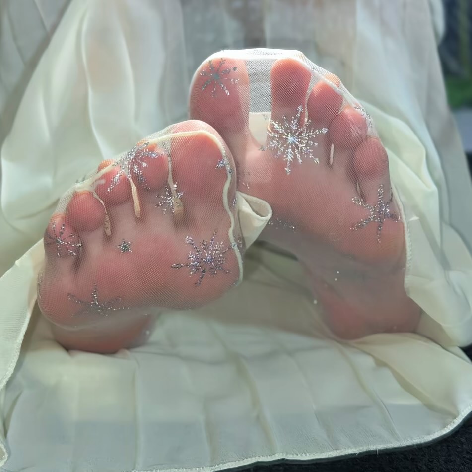 解鎖感官禁區：女性性冷感修復指南與外用催情產品深度推薦